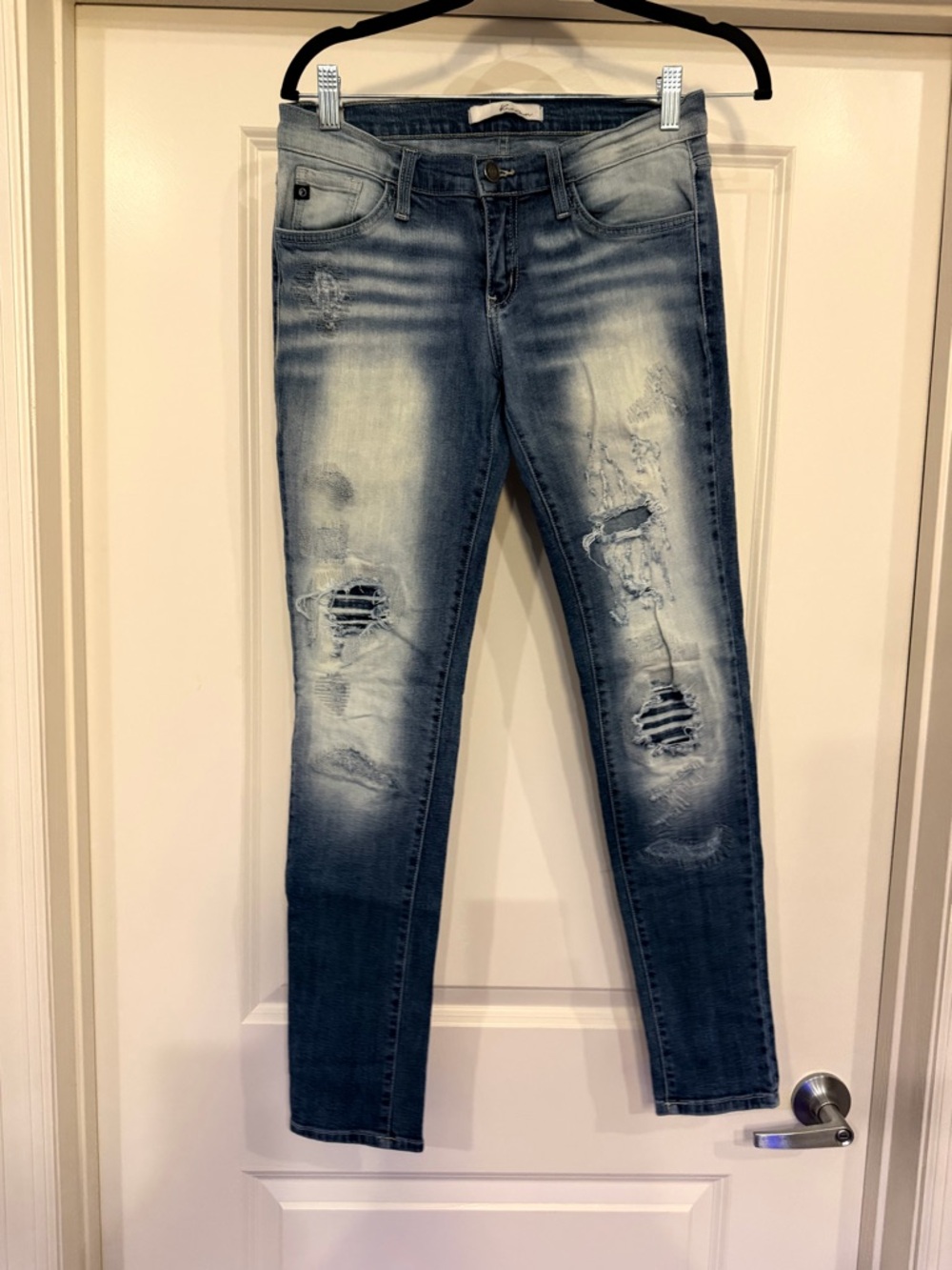 KanCan Light Blue Distressed Skinny Jeans NWOT size 27